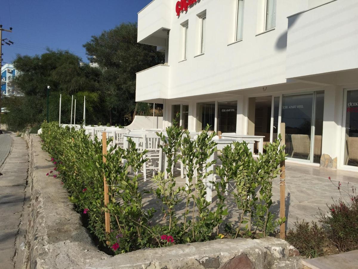 Cicek Apart Hotel Çeşme Εξωτερικό φωτογραφία