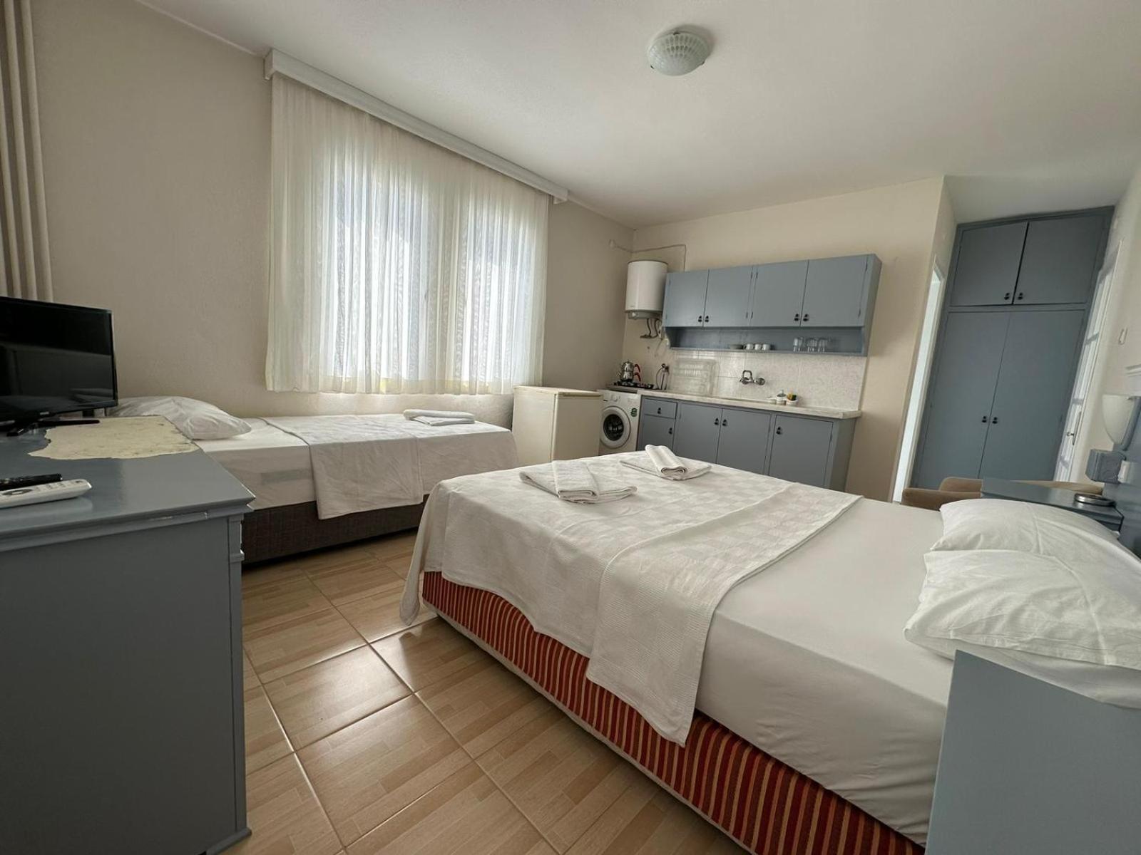 Cicek Apart Hotel Çeşme Εξωτερικό φωτογραφία